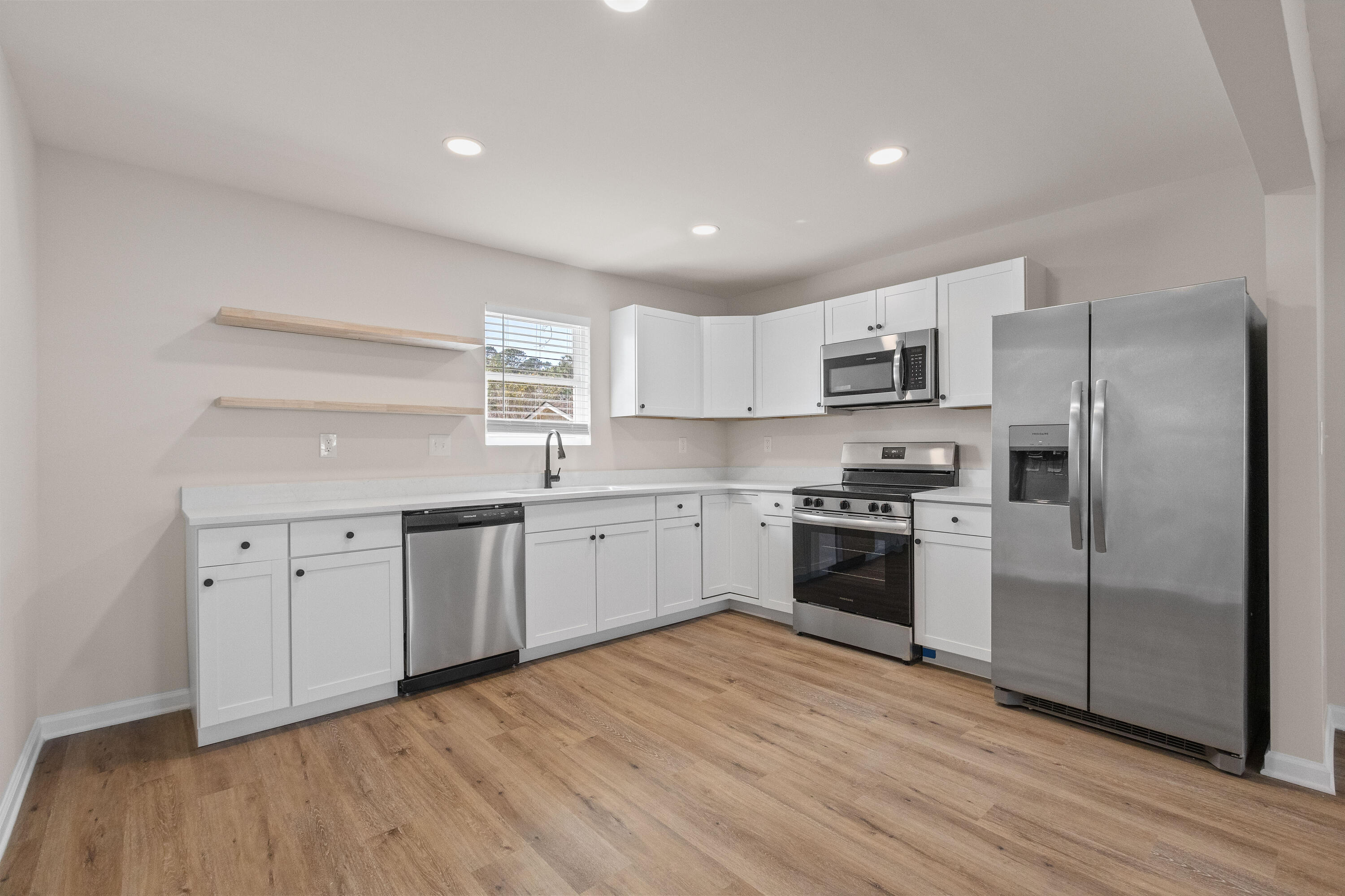 4463 Hardwood Street