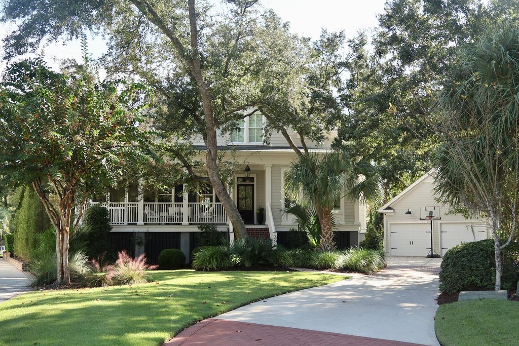Photo of 396 Evian Way, Mount Pleasant, SC 29464 (MLS # 25026623)