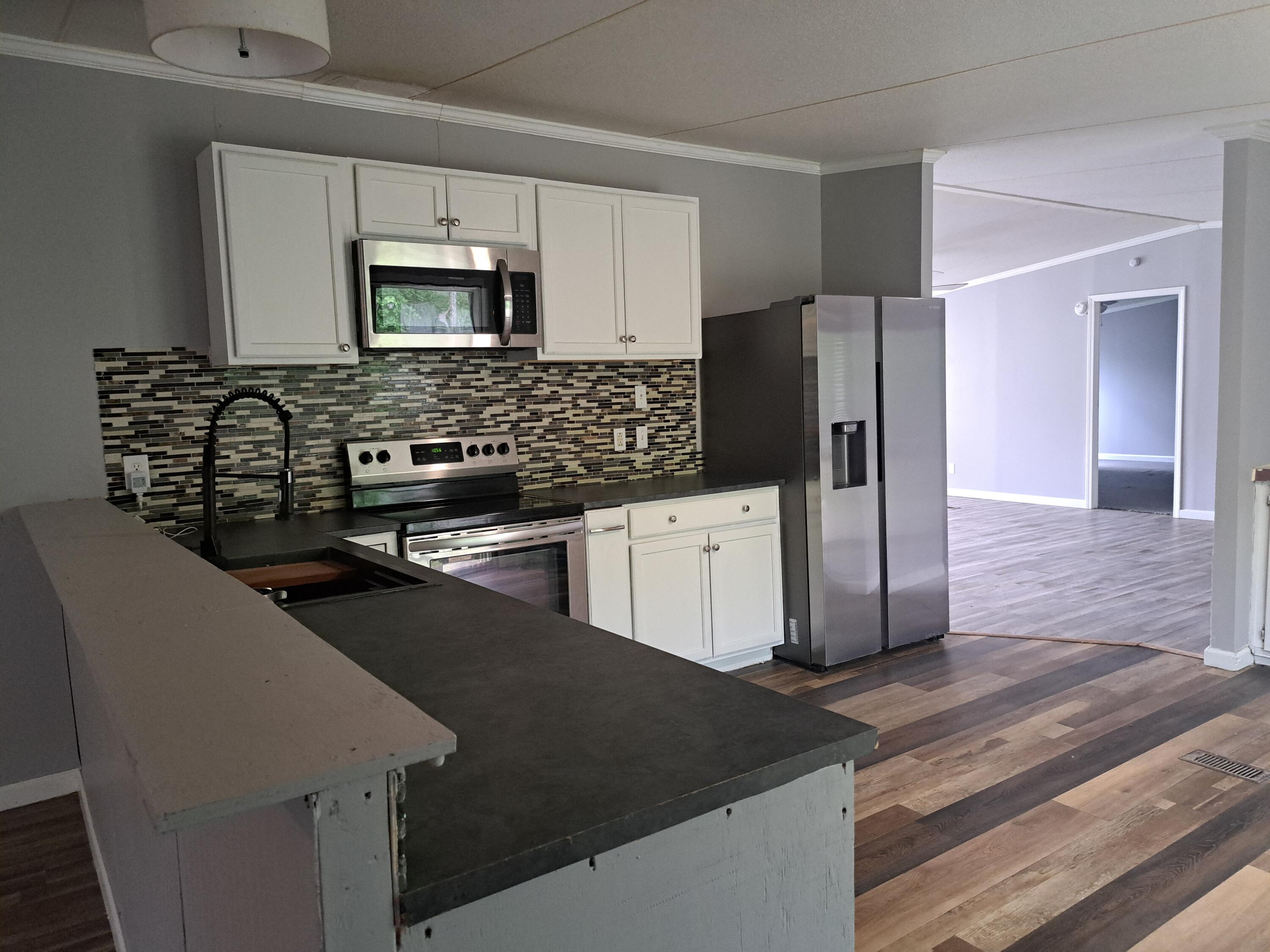 188 Hilliard Boulevard