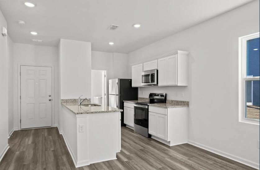 1016 Carriage Wood Circle