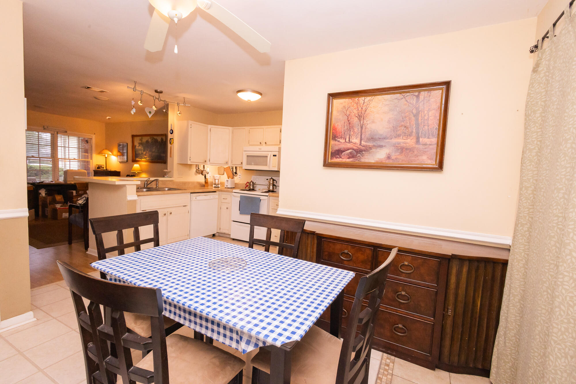 1211 Meadow Park Lane B