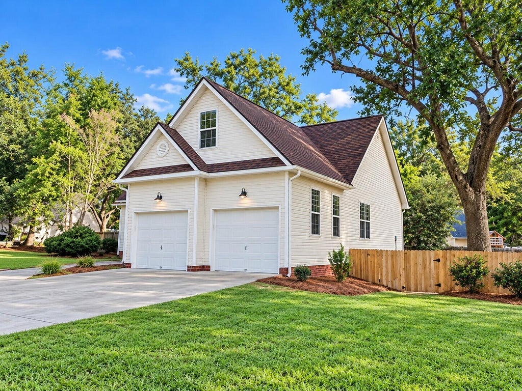 Photo of 162 Hanahan Plantation Circle, Hanahan, SC 29410 (MLS # 26027346)
