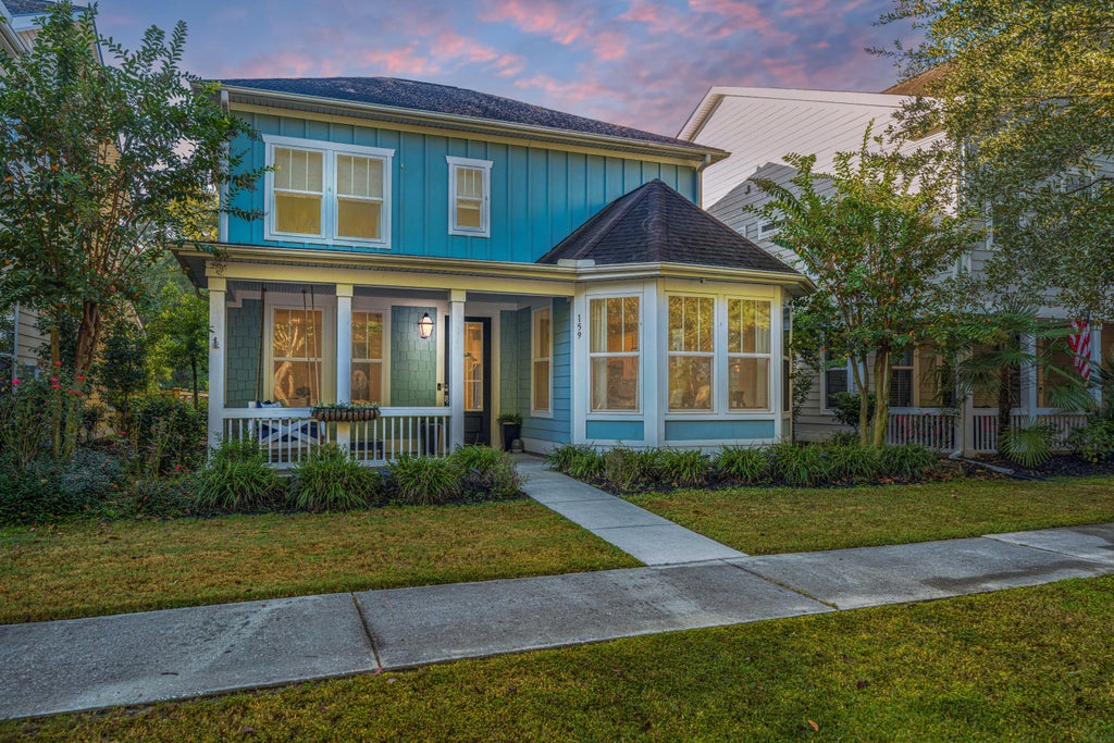 Photo of 159 Village Ponds Drive, Summerville, SC 29483 (MLS # 26028557)