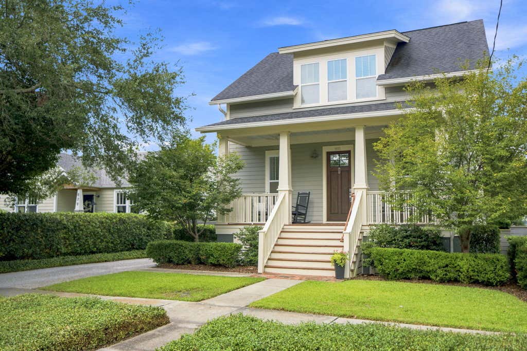 Photo of 881 Ashley Avenue, Charleston, SC 29403 (MLS # 26021555)