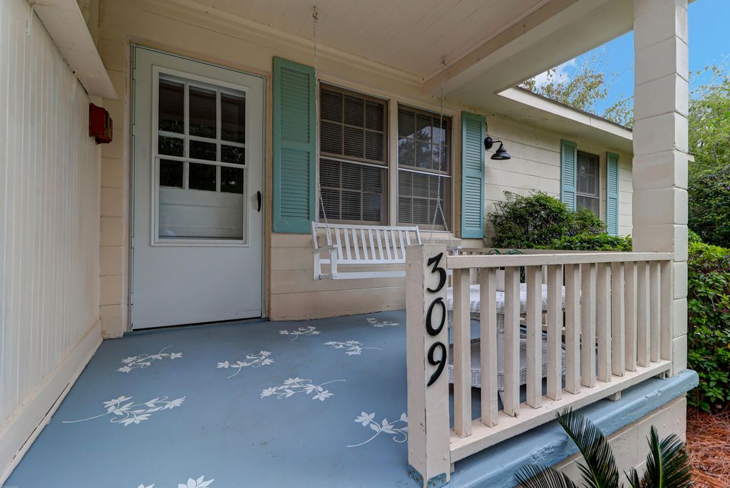 Photo of 309/311 W 4th North Street, Summerville, SC 29483 (MLS # 25027165)