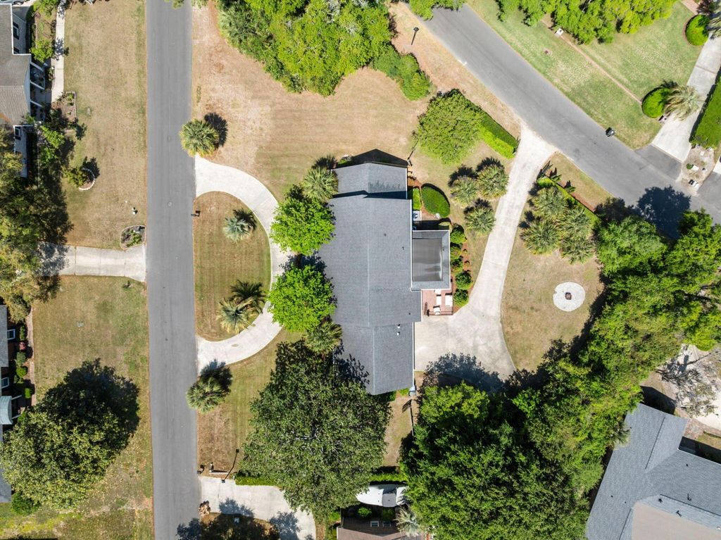 Photo of 48 Wespanee Drive, Charleston, SC 29407 (MLS # 26010124)