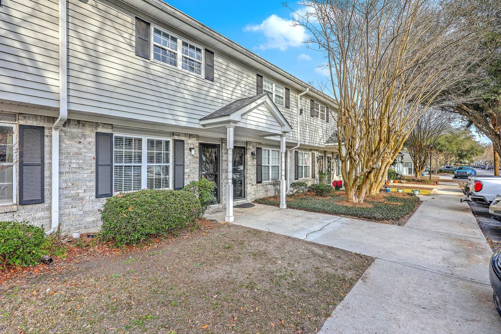 Photo of 507 Stinson Drive #7f, Charleston, SC 29407 (MLS # 26001303)