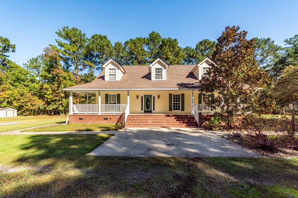 Photo of 432 Chaparral Lane, Summerville, SC 29486 (MLS # 26029395)