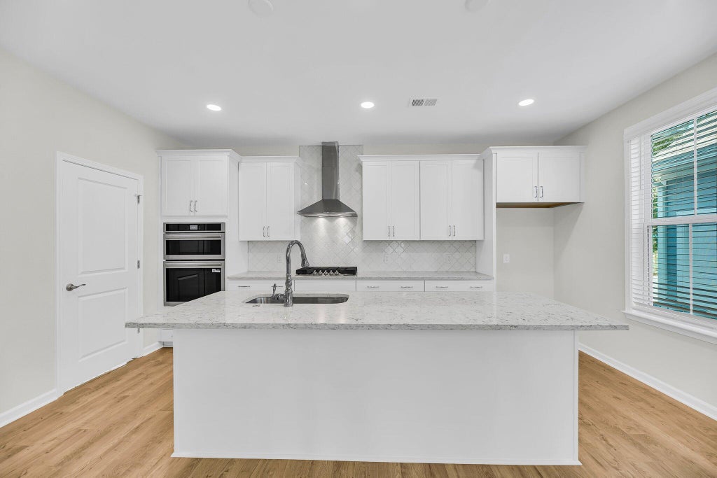 Photo of 207 Cheverall Street, Summerville, SC 29486 (MLS # 26028604)