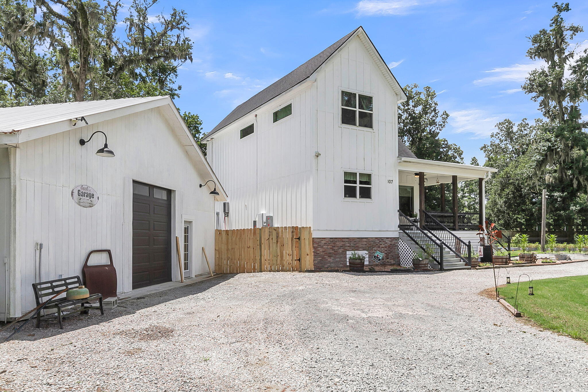 107 Nesmith Lane