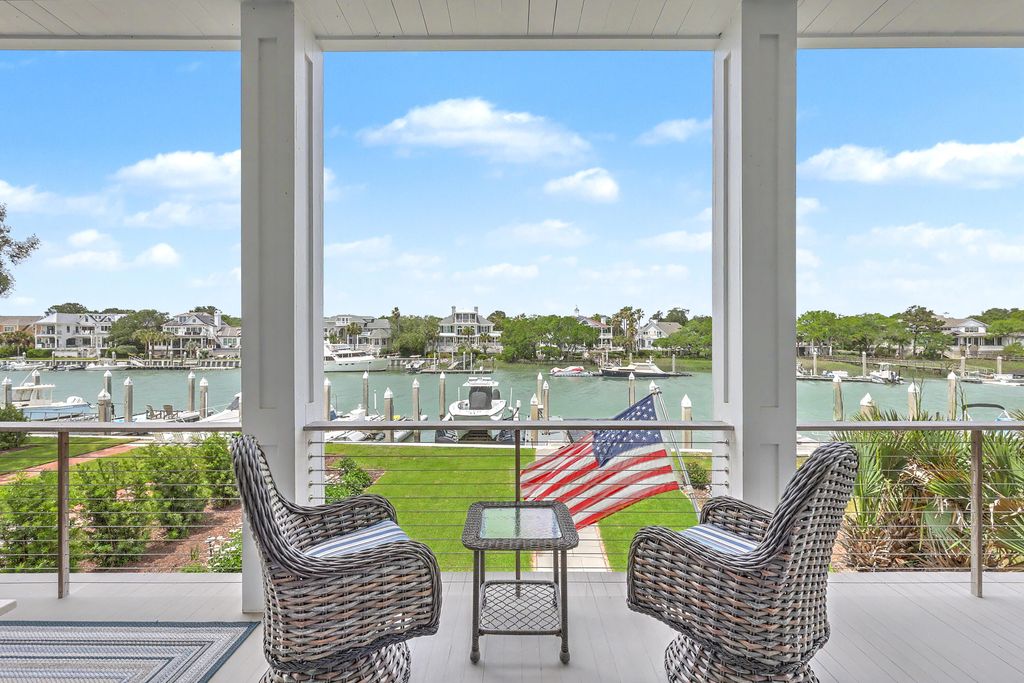 Photo of 30 Morgan Drive, Isle of Palms, SC 29451 (MLS # 26013985)