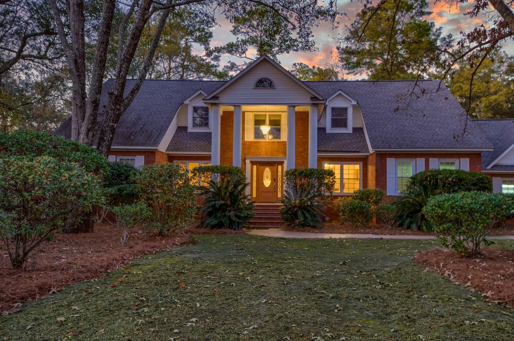 Photo of 100 Rexford Court, Summerville, SC 29485 (MLS # 25032623)