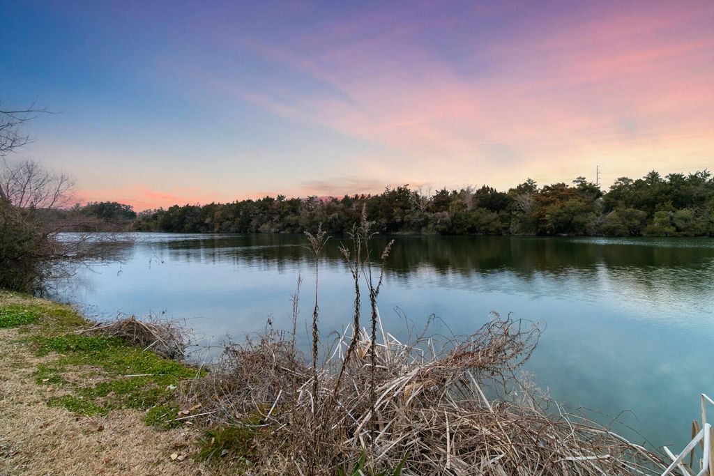 Photo of 1647 Paradise Lake Drive, Mount Pleasant, SC 29464 (MLS # 26004434)