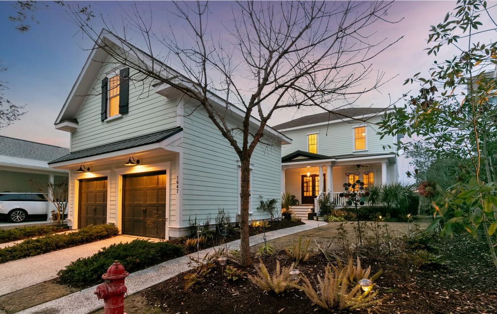 Photo of 1647 Paradise Lake Drive, Mount Pleasant, SC 29464 (MLS # 26004434)