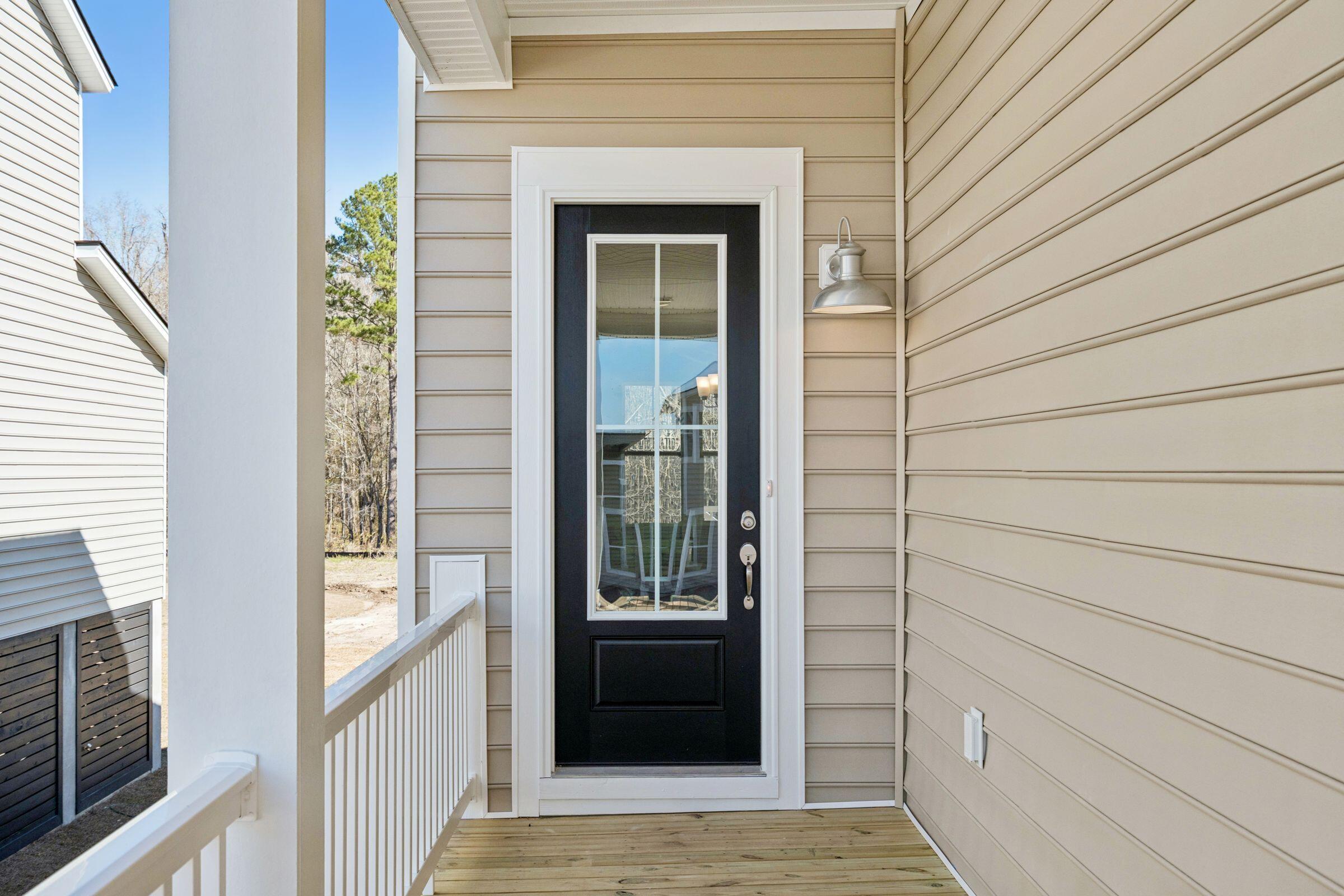 185 Threaded Fern Street