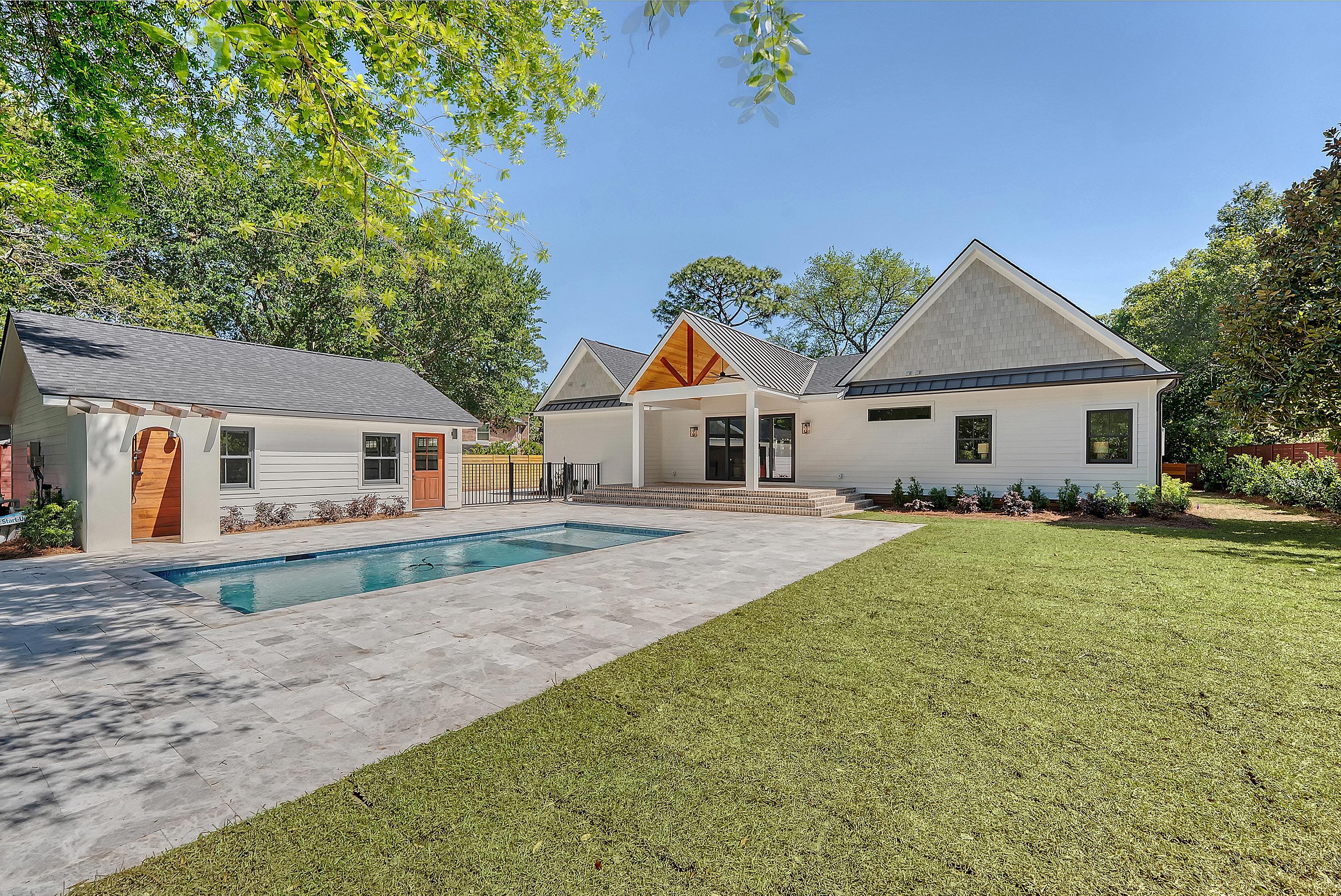 422 Palm Street