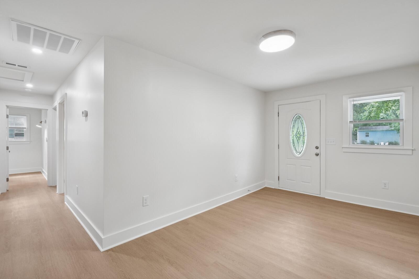 908 King Richard Drive