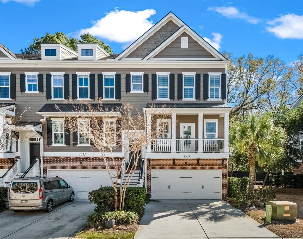 Photo of 1911 Carolina Towne Court, Mount Pleasant, SC 29464 (MLS # 26004180)