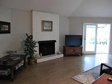 500 Pioneer Shores Road