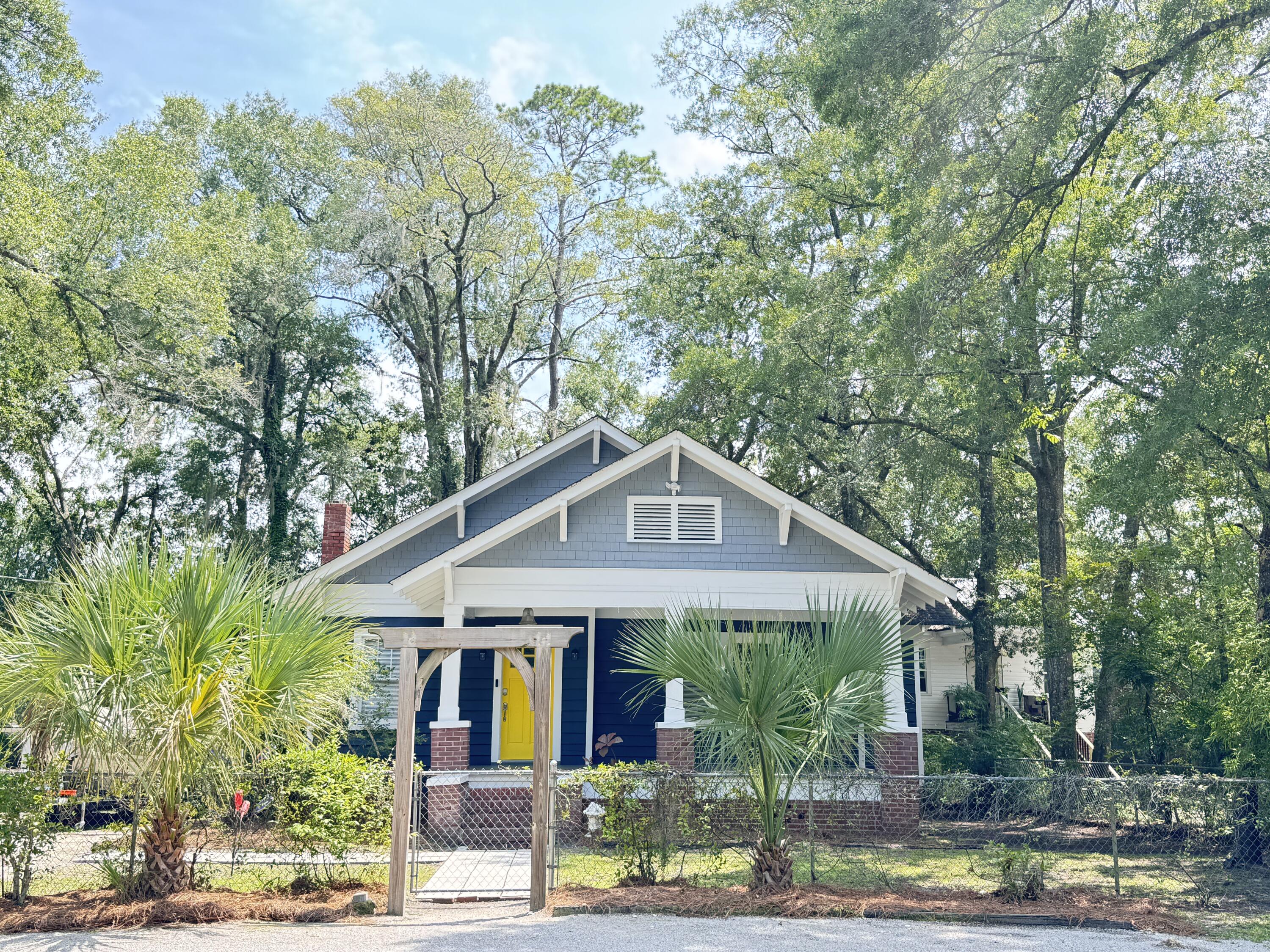 106 Hayne Street