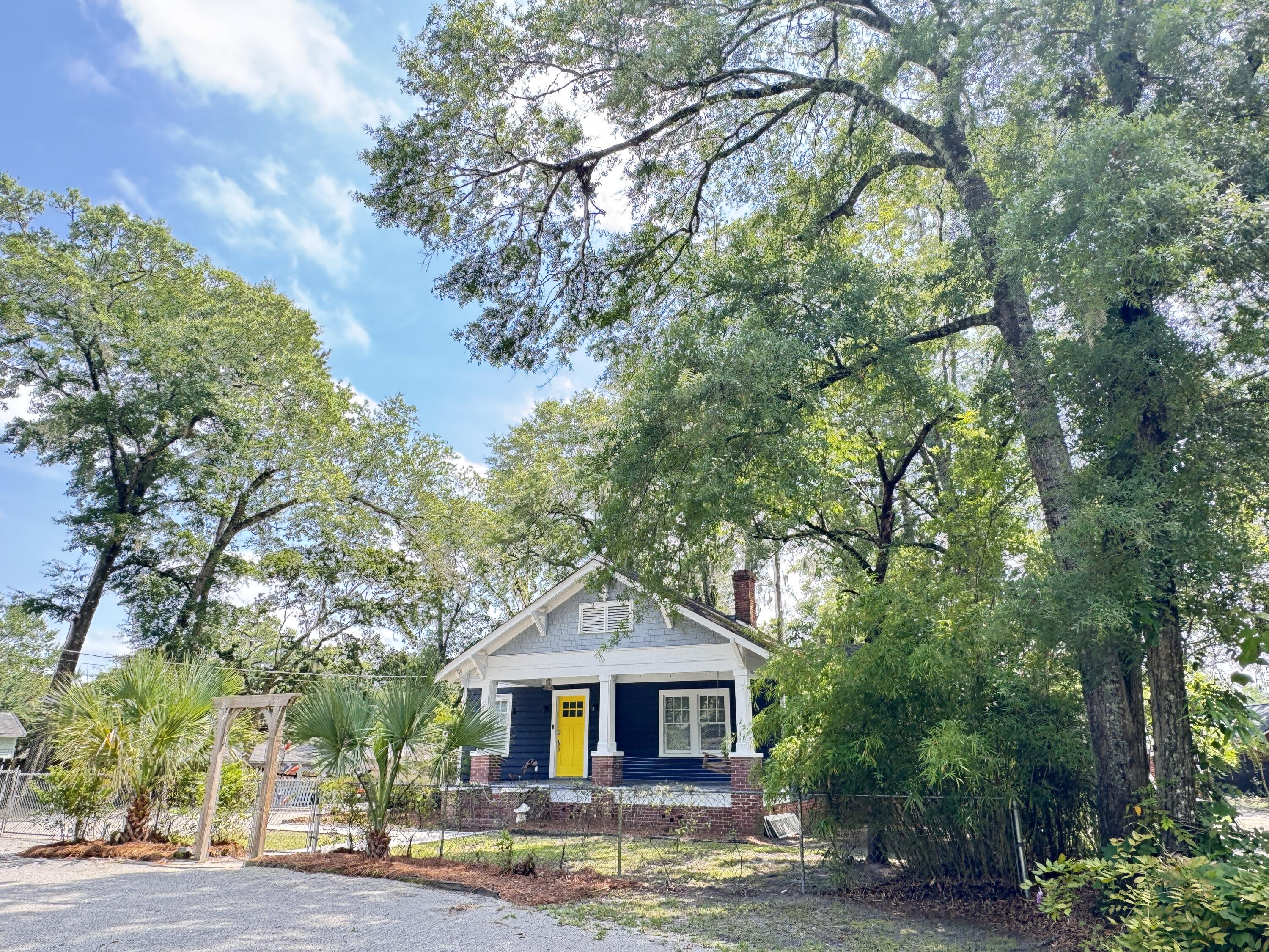 106 Hayne Street