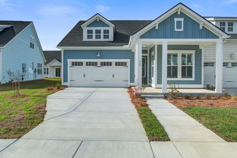 Photo of 119 Bloomsbury Street, Summerville, SC 29486 (MLS # 26007202)
