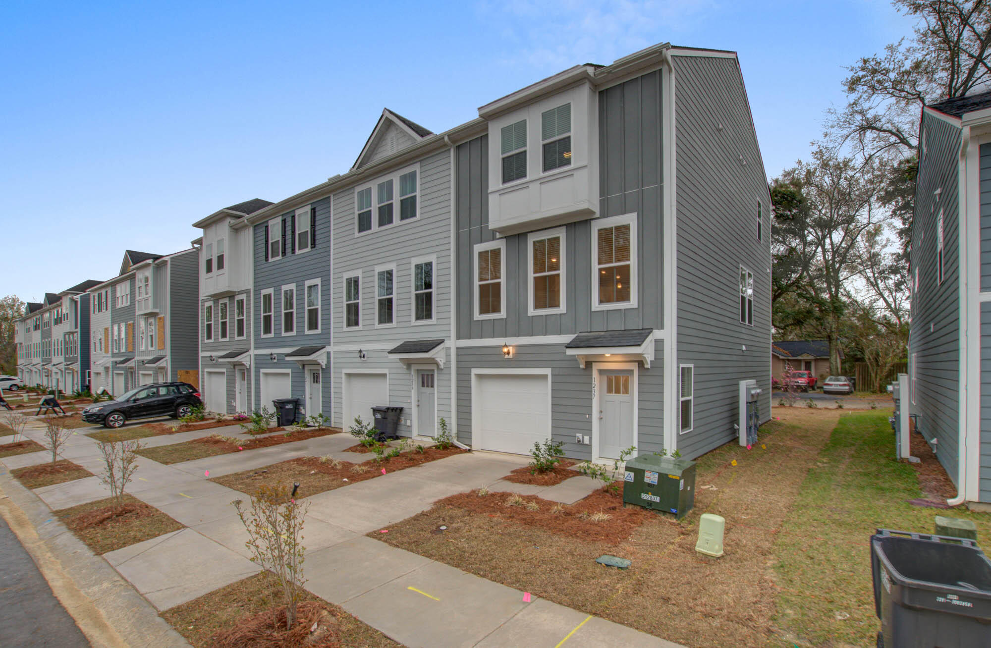 1237 Tice Lane