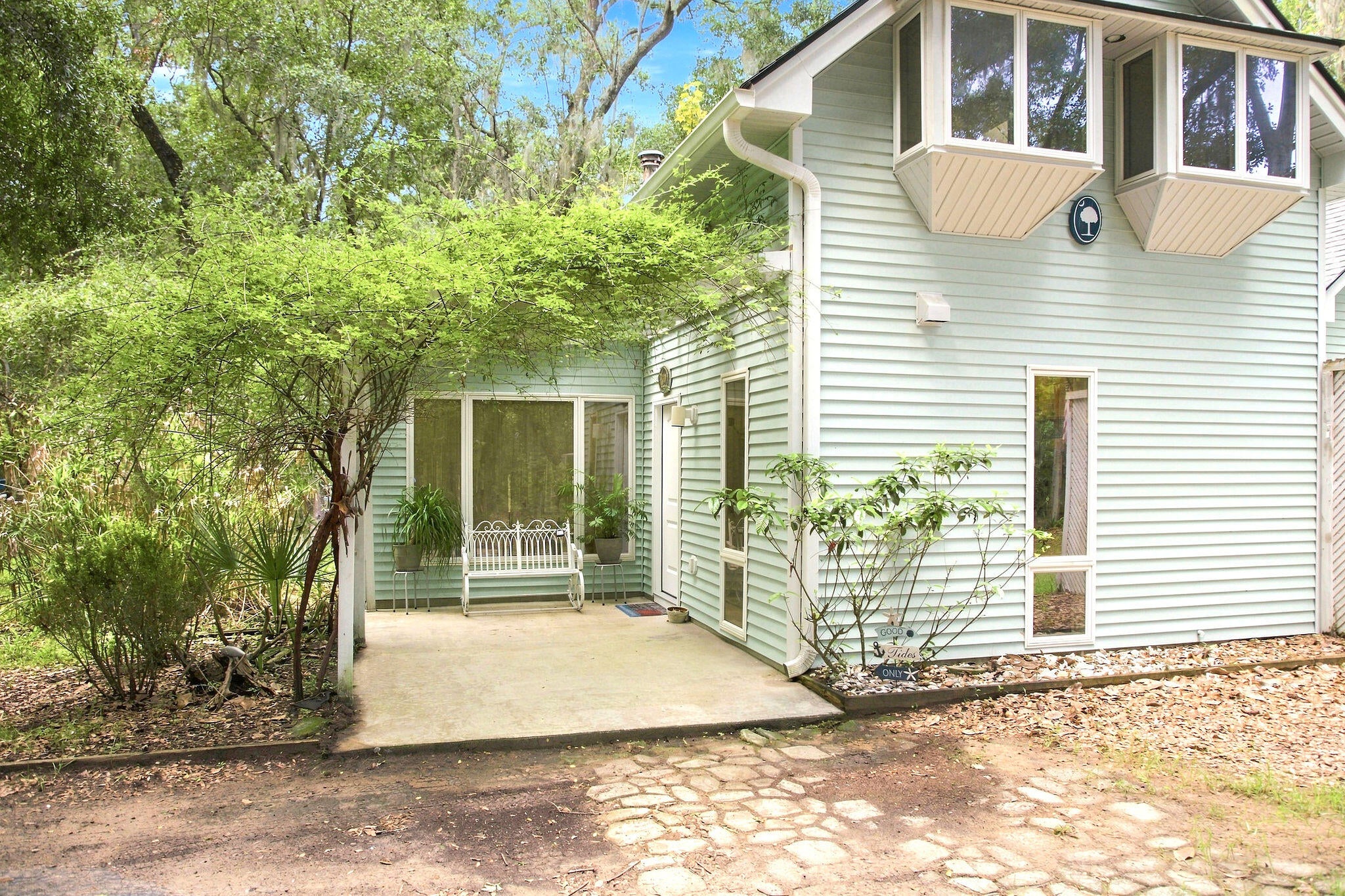 8557 Palmetto Road