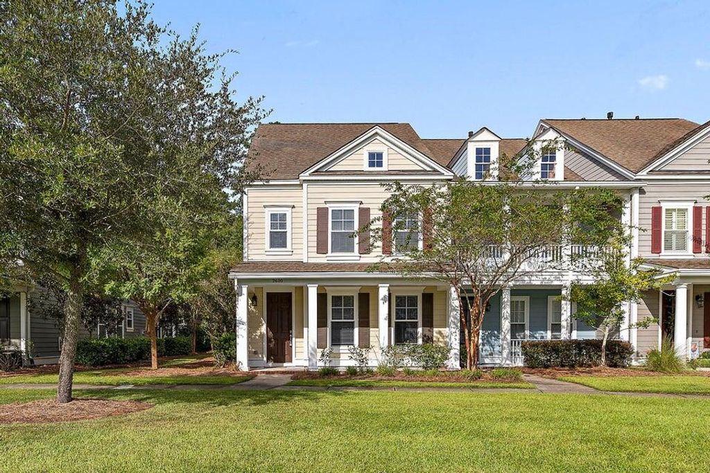 Photo of 2600 Kings Gate Lane, Mount Pleasant, SC 29466 (MLS # 25027064)