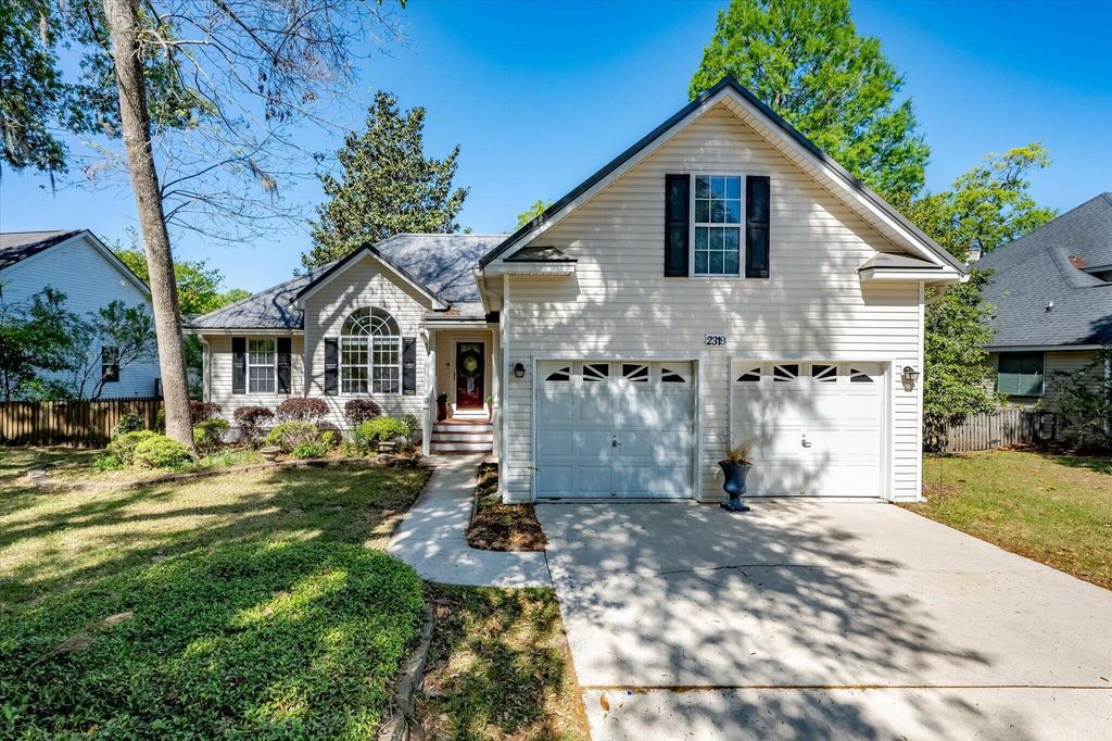 Photo of 2319 Marsh Lake Court, Charleston, SC 29414 (MLS # 26010950)