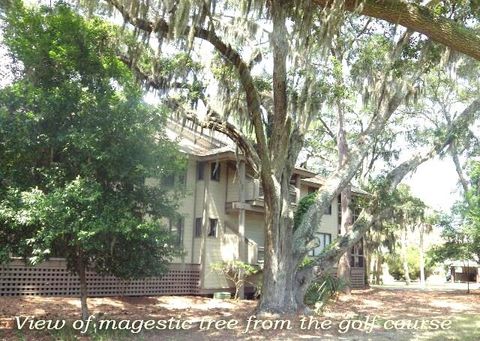 A home in Edisto Island