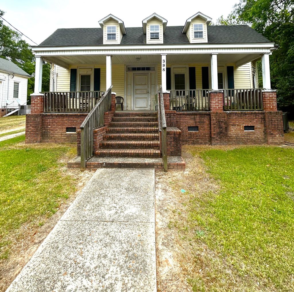 Photo of 398 Sellers Street, Orangeburg, SC 29115 (MLS # 26012589)