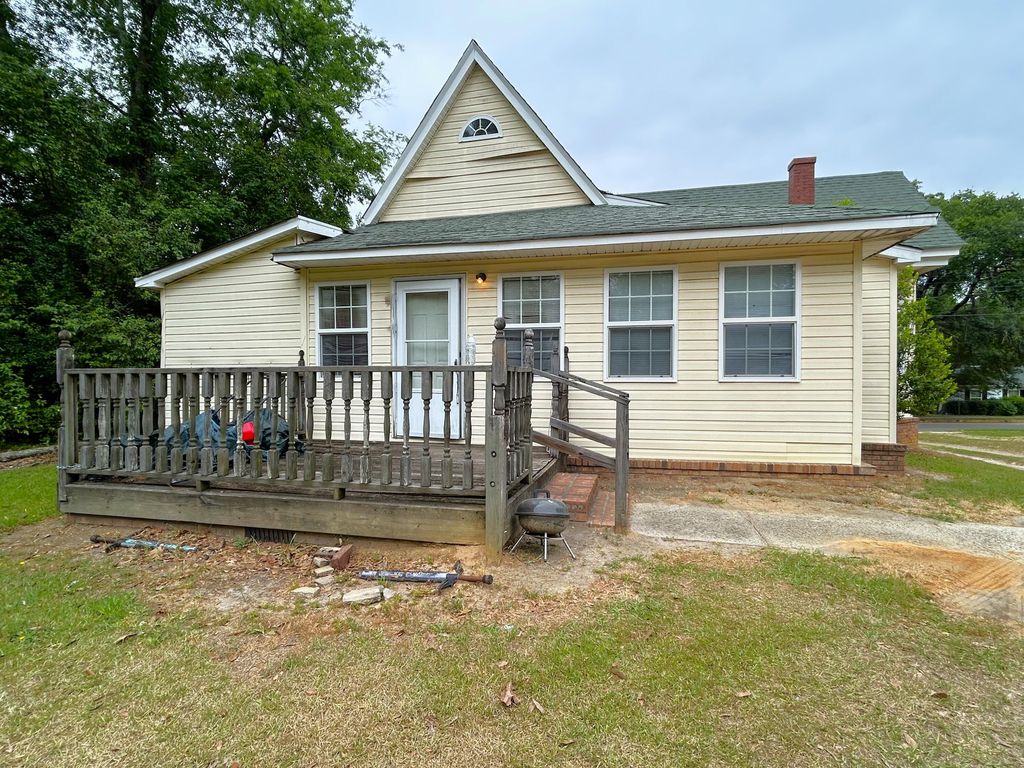 Photo of 398 Sellers Street, Orangeburg, SC 29115 (MLS # 26012589)