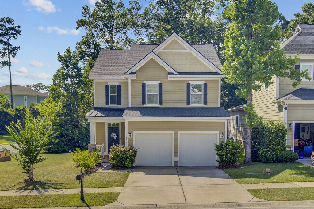 Photo of 142 Elliott Creek Lane, Summerville, SC 29485 (MLS # 26012495)