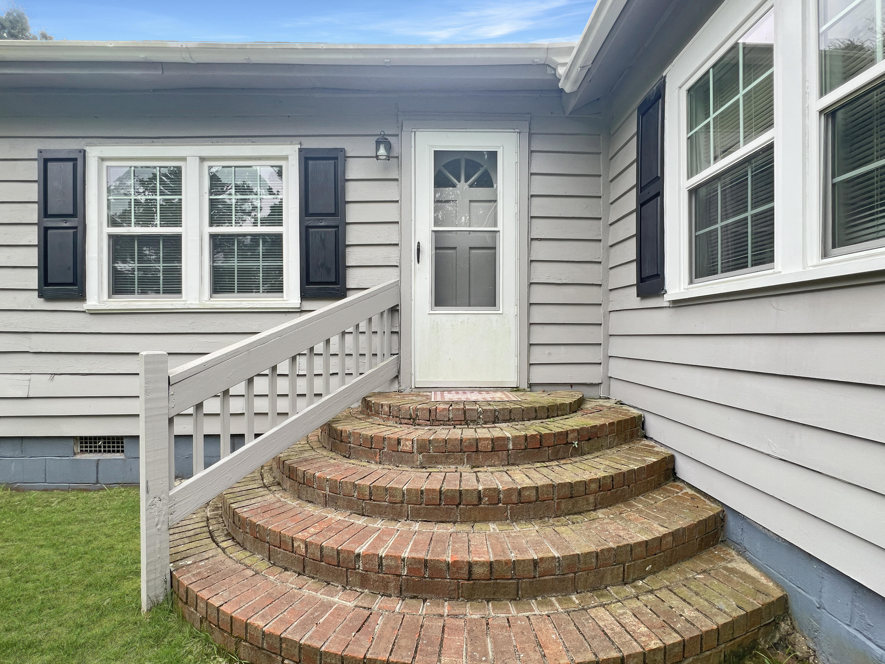 8375 Shell House Road