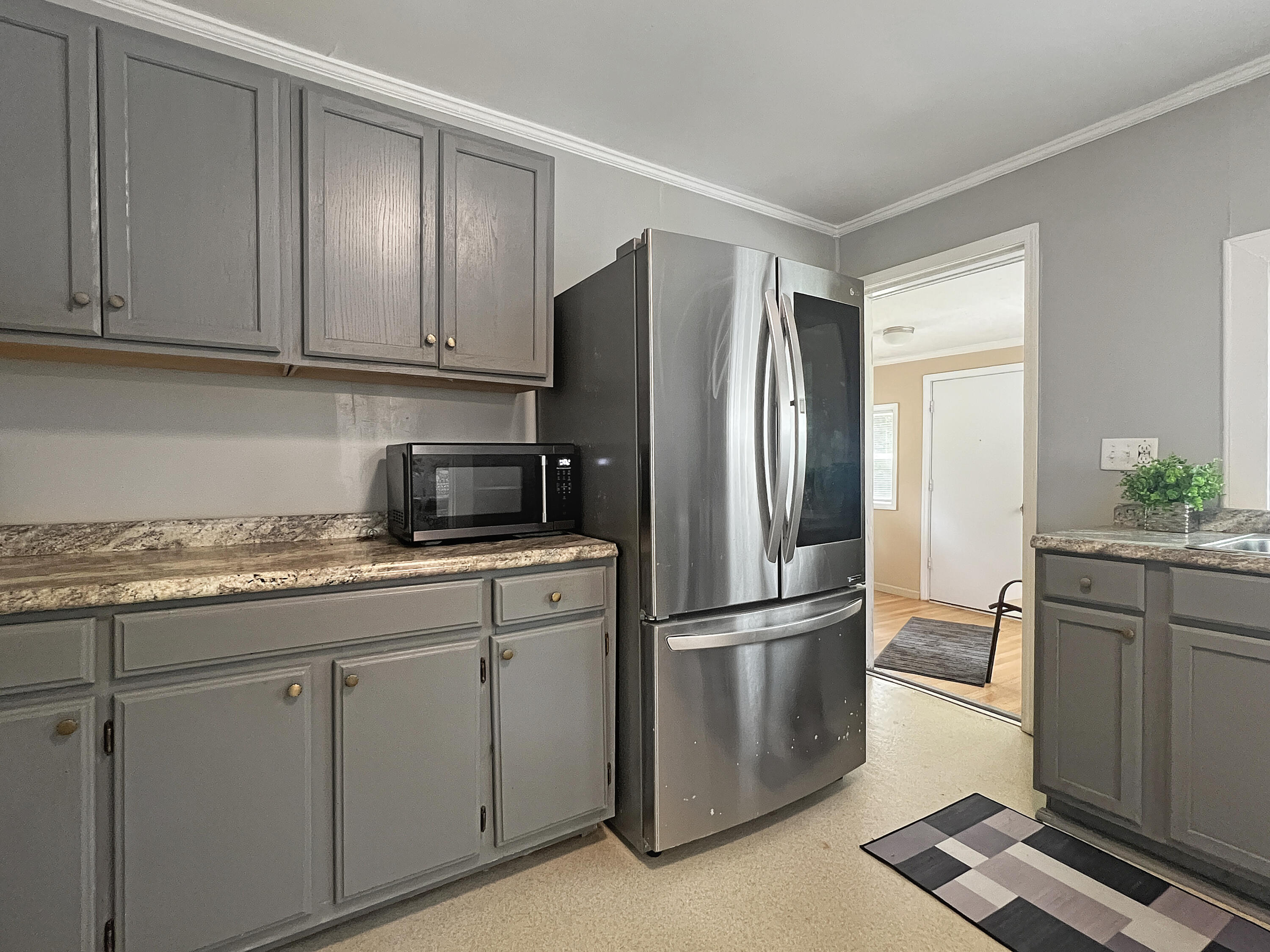 8375 Shell House Road