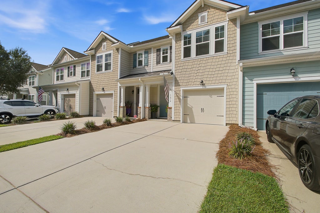 Photo of 1674 Bridwell Lane, Mount Pleasant, SC 29466 (MLS # 26024399)