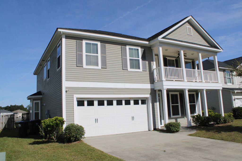 Photo of 138 Shadybrook Drive Drive, Summerville, SC 29486 (MLS # 25028880)