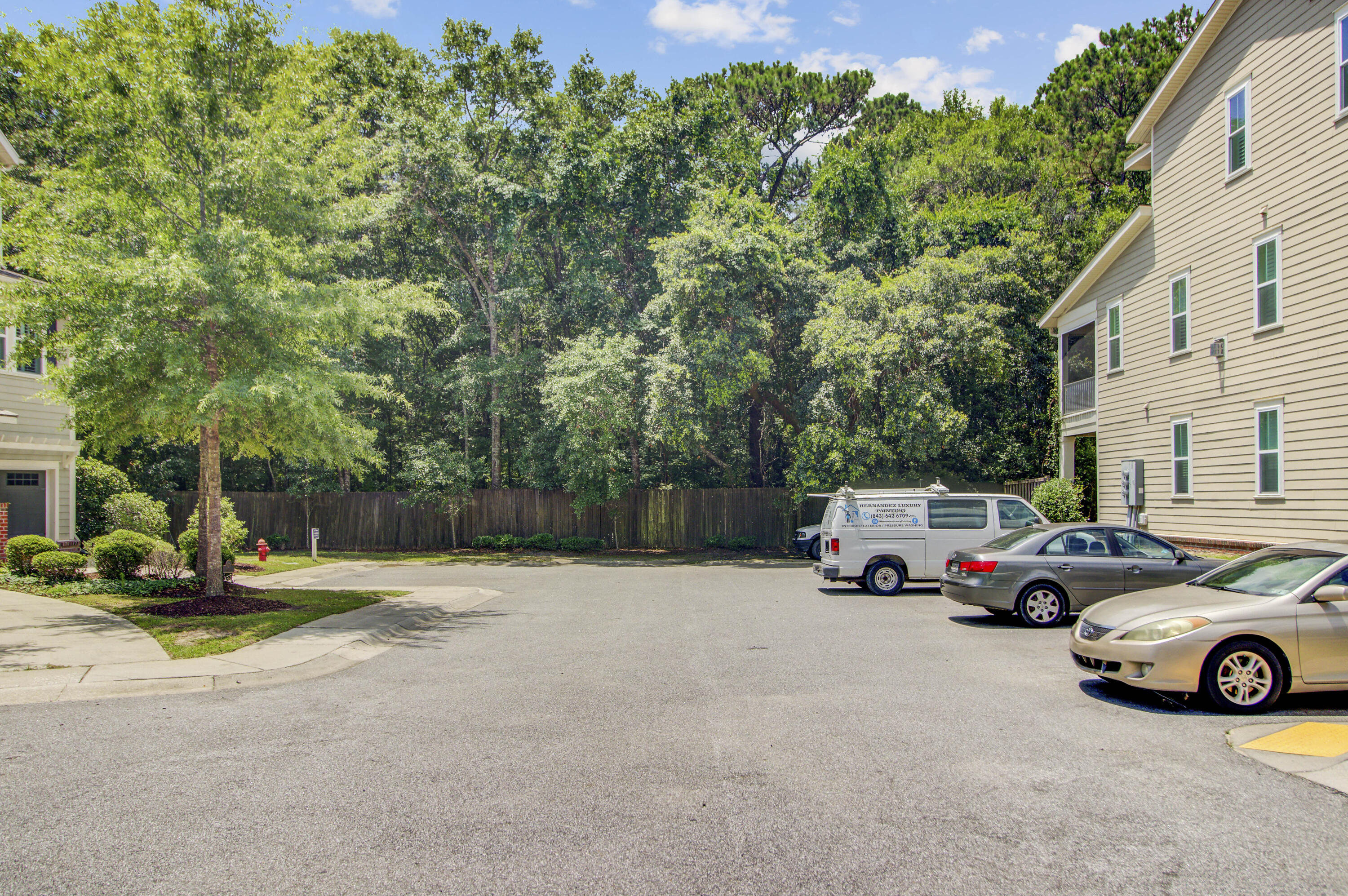 1215 Dingle Road