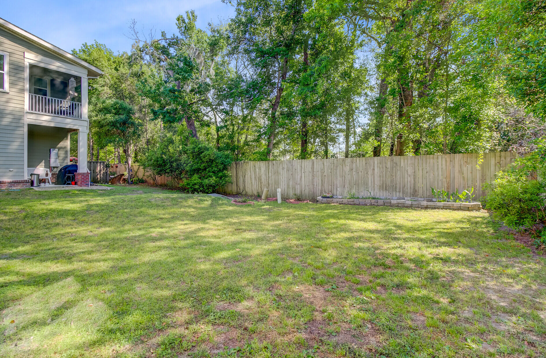 1215 Dingle Road