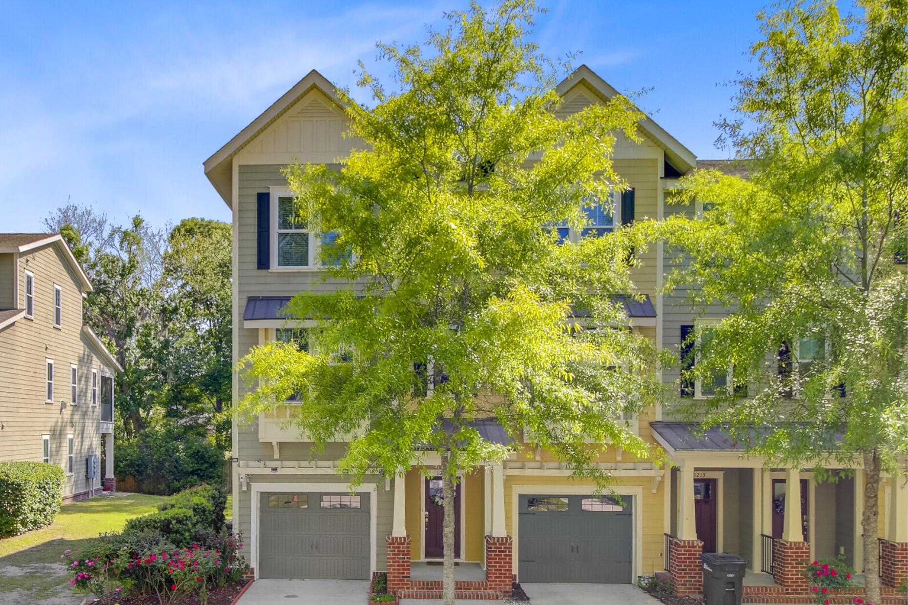 1215 Dingle Road