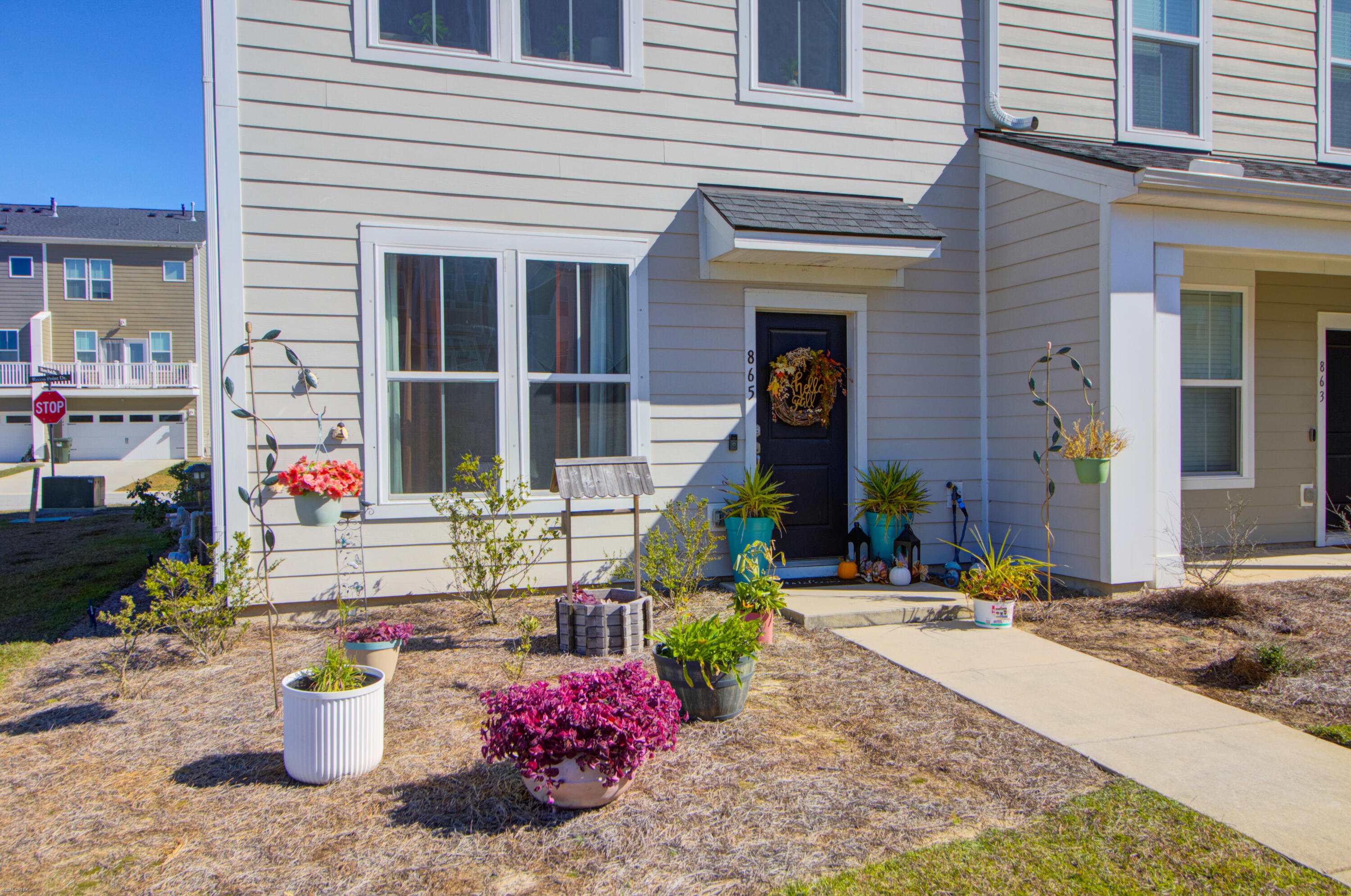 865 Recess Point Dr 25 Drive