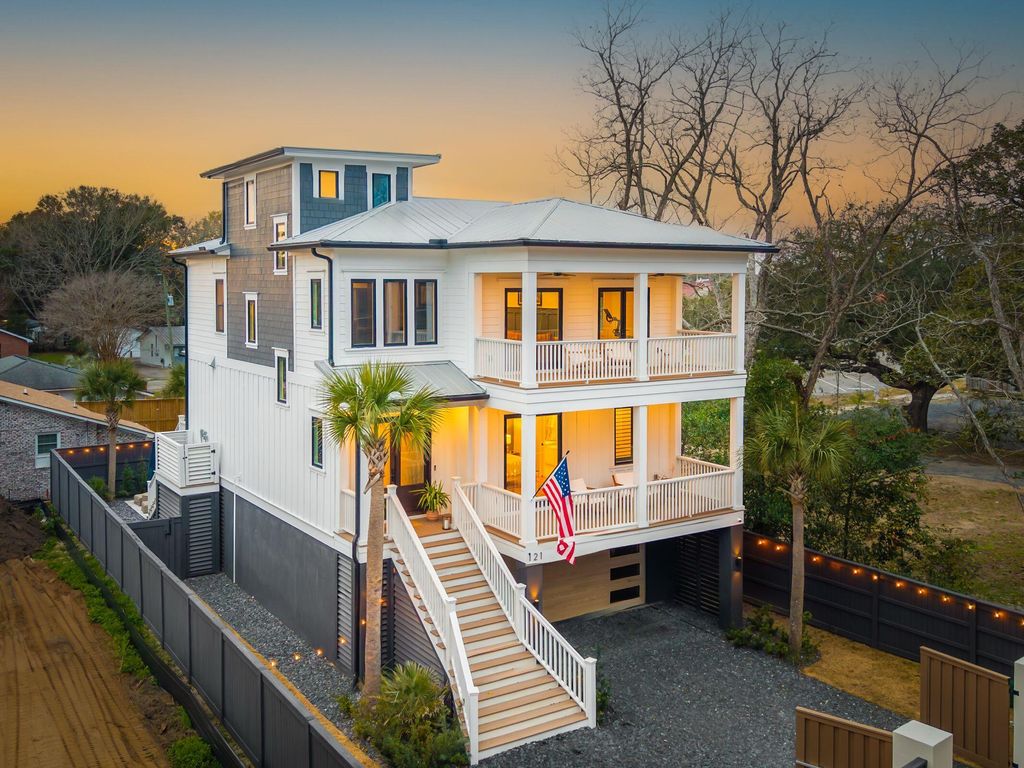 Photo of 121 Simmons Street, Mount Pleasant, SC 29464 (MLS # 26011702)