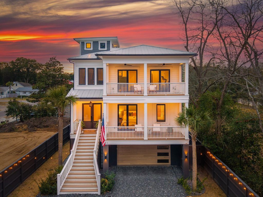 Photo of 121 Simmons Street, Mount Pleasant, SC 29464 (MLS # 26011702)