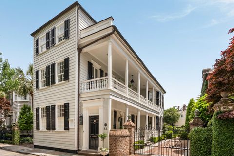 Photo of 12 Orange Street, Charleston, SC 29401 (MLS # 25025429)