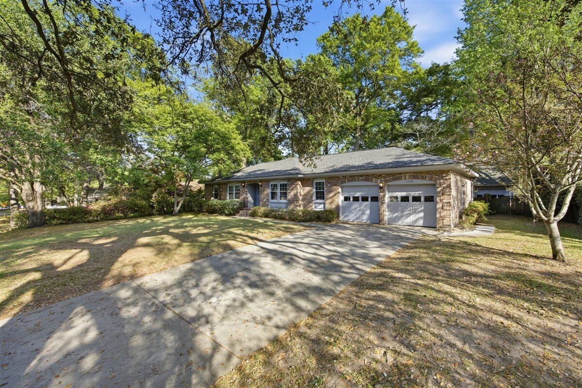 1037 Yeamans Hall Road