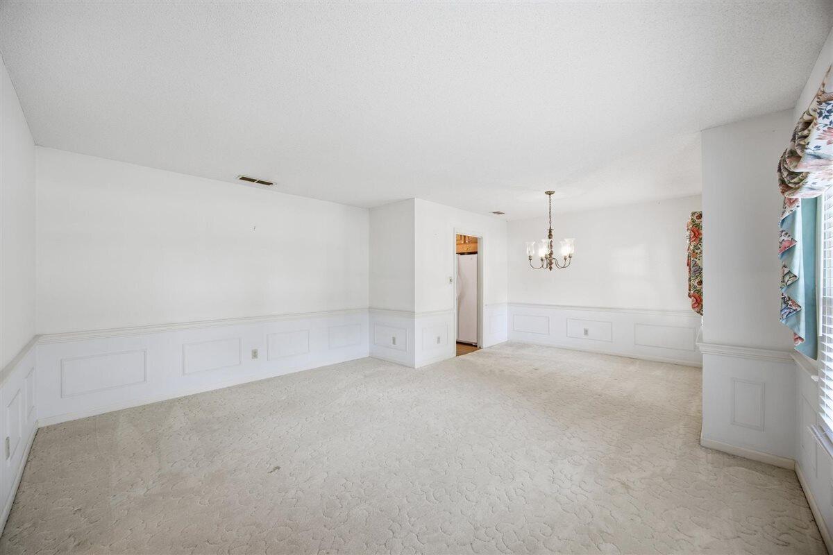 1037 Yeamans Hall Road