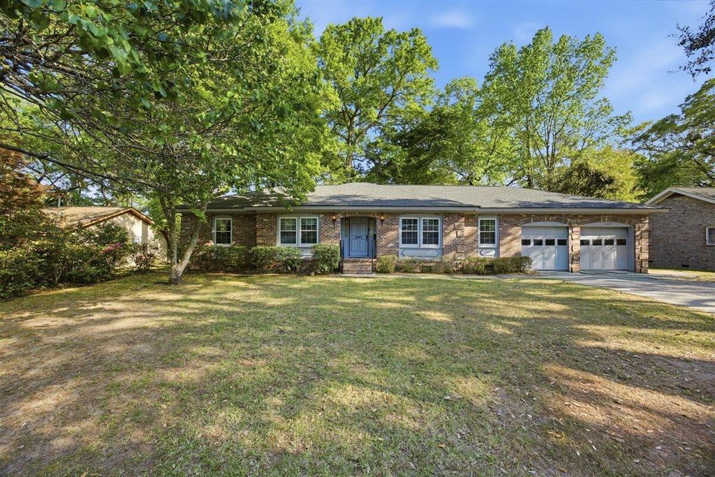 Photo of 1037 Yeamans Hall Road, Hanahan, SC 29410 (MLS # 26009983)
