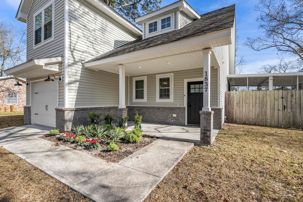 Photo of 1837 Stonehedge Road, Charleston, SC 29407 (MLS # 26001353)
