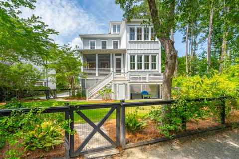 A home in Mount Pleasant